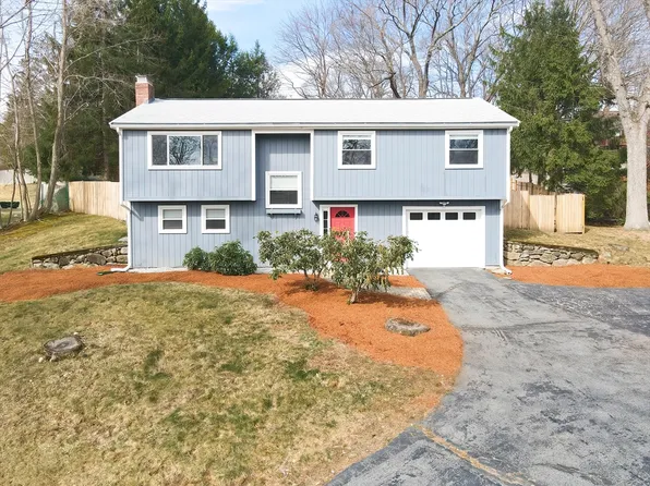 10 Wayside Ln, Ashland, MA 01721