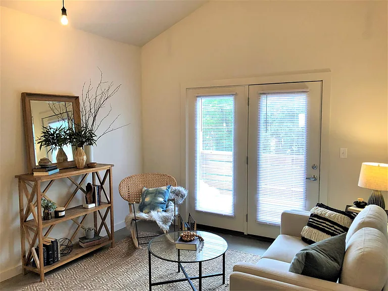 Micro-unit Studio
