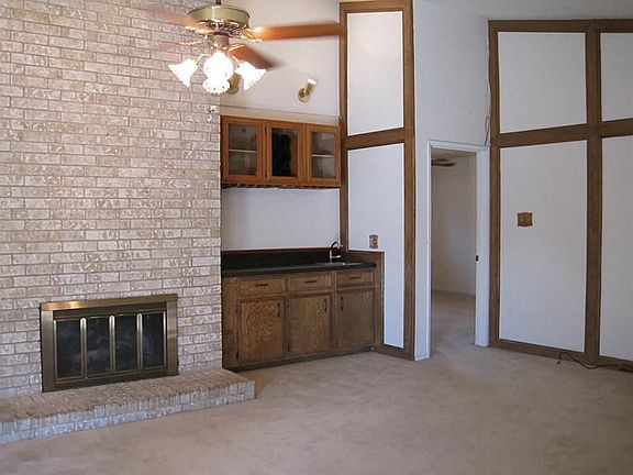 3rd image of 14719 Earlswood Dr