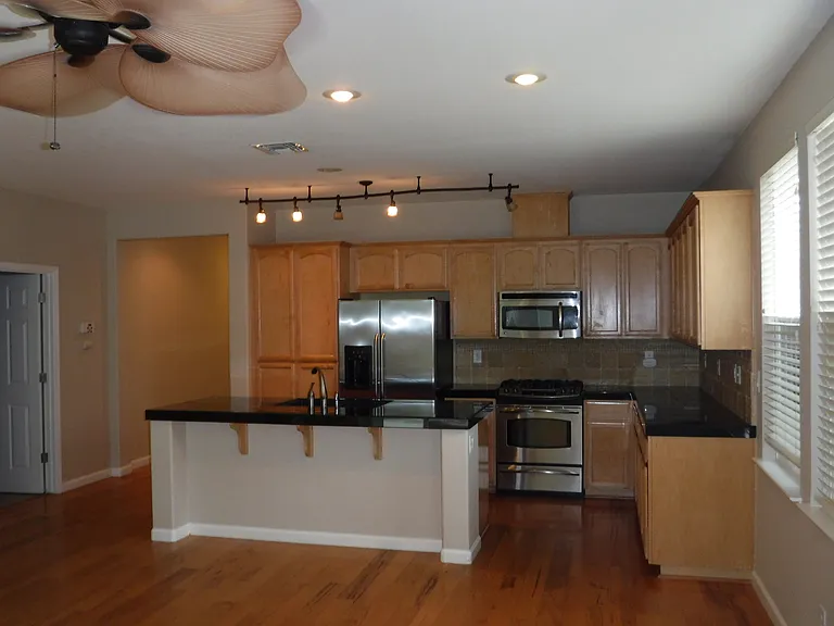 1390 Andleman Ct — Photo 13