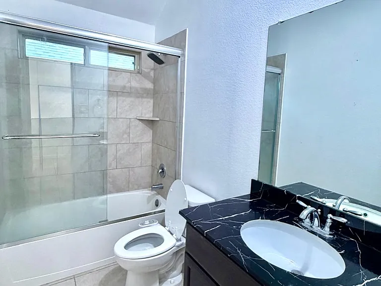 10200 Levelland Pl — Photo 11