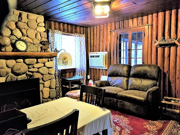 4th image of 2060 W Pine Forest Rd #3