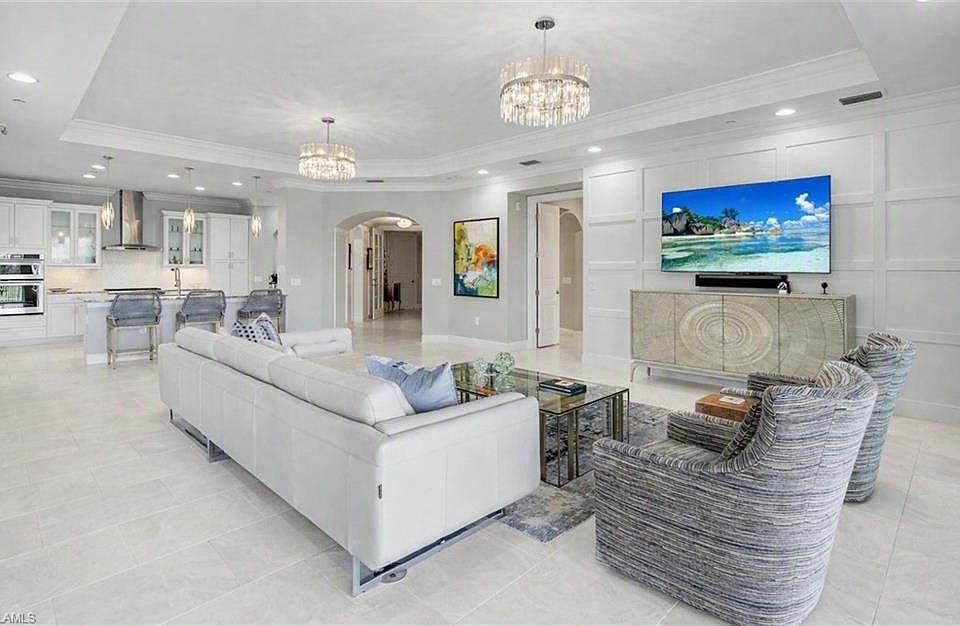 1st image of 16436 Carrara WAY #101