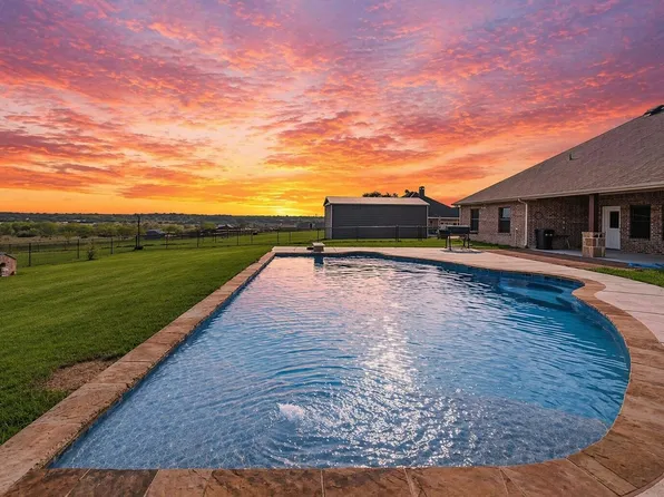 461 Pearson Ranch Rd, Weatherford, TX 76087