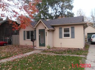 21936 Hayes Rd, Eastpointe, MI 48021