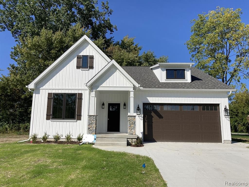 1207 Gator Ave, Pt Huron, MI 48060 Zillow