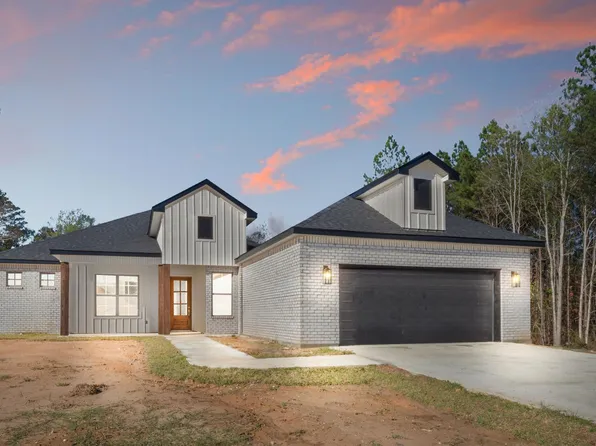 167 Tracey, Leesville, LA 71446