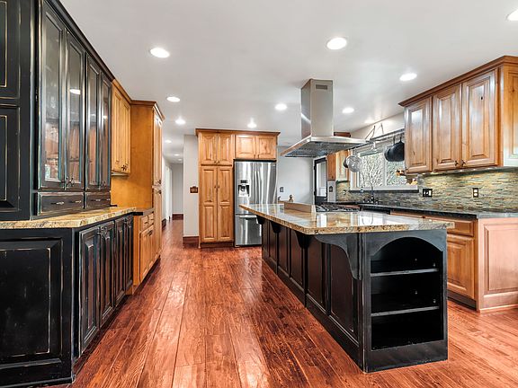 5th image of 8329 S Escalante Dr