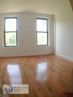 Rented by Metropolitan Property Group | media 20