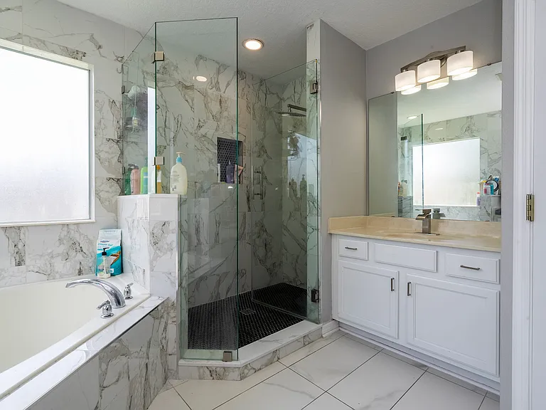 4822 Blue Major Dr — Photo 32