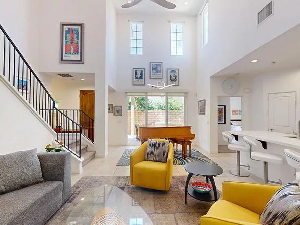 436 Tan Oak Dr, Palm Springs, CA 92262