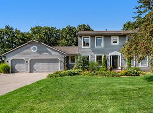 7641 Pine Park Dr SE, Grand Rapids, MI 49546