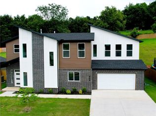 1317 Bunker Dr, Pea Ridge, AR 72751