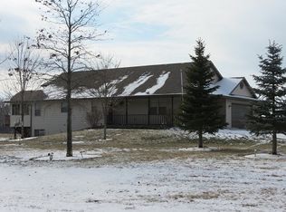 2728 S Natures Ridge Rd, Beloit, WI 53511