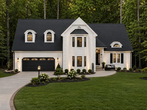 5517 N Hawthorne Way, Raleigh, NC 27613