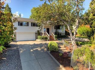 1297 Ashland Mine Rd, Ashland, OR 97520