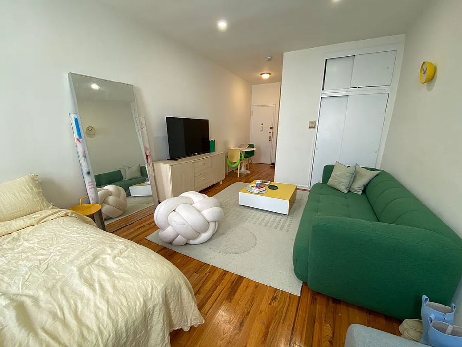 2nd image of 1728 2nd Ave APT 3C