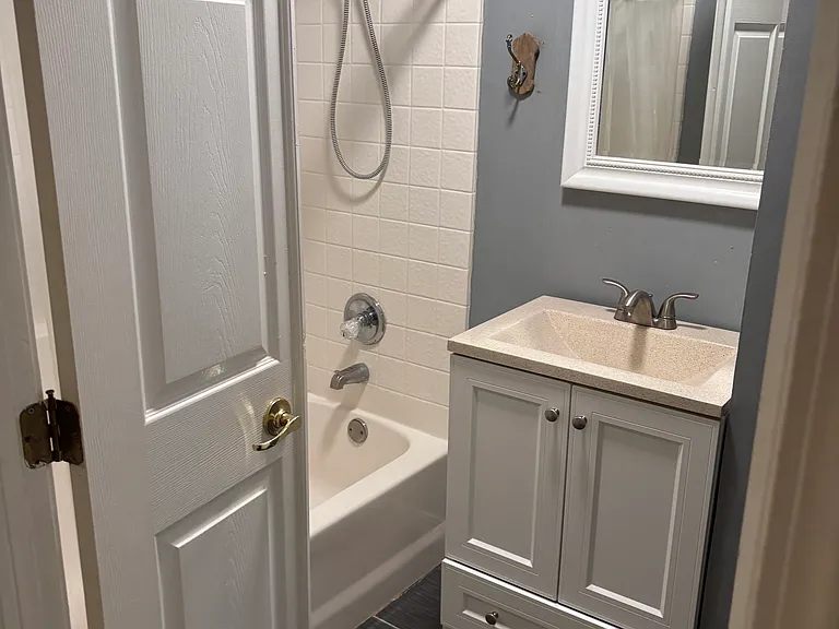319 S Mount Pleasant Rd — Photo 11