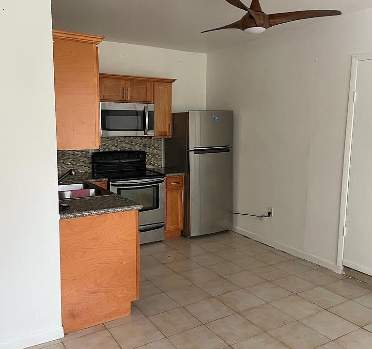 1st image of 841 Tangier St