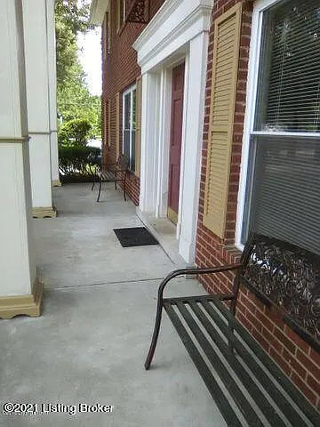 1 bed, 1.0 bath, 600 sqft, $925 — Photo 3