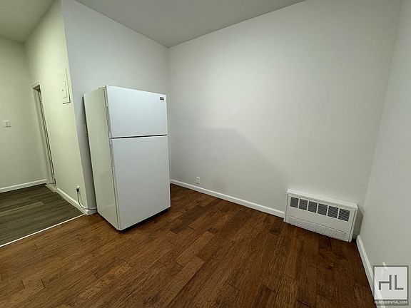 5th image of 9506 Avenue L APT 2R