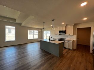 2008 Wes Milligan Ln, Columbia, MO 65201