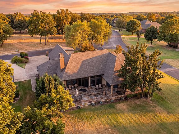5th image of 32762 Mockingbird Ln