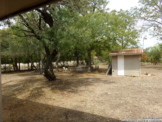 5975 Babcock Rd — Photo 8