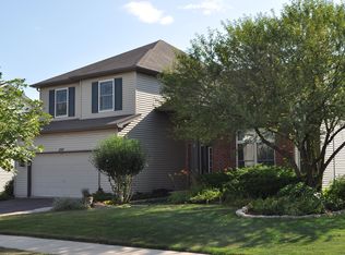 2317 Tremont Ave, Aurora, IL 60502