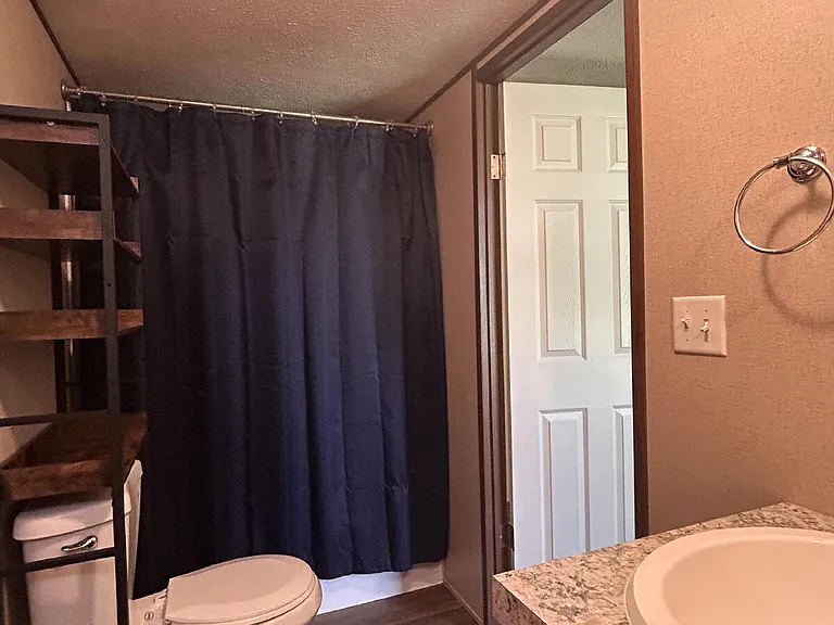 185 Cougar Ln — Photo 6