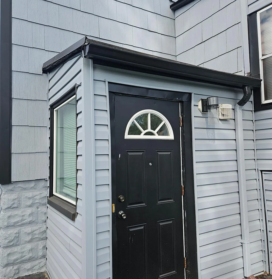 1 bed, 1.0 bath, $1,500 — Photo 2