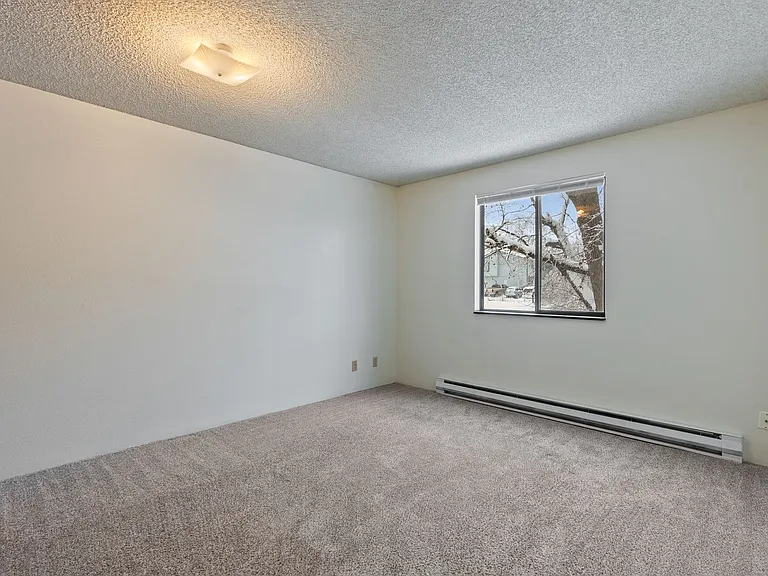 3128 E 28th Ave — Photo 16
