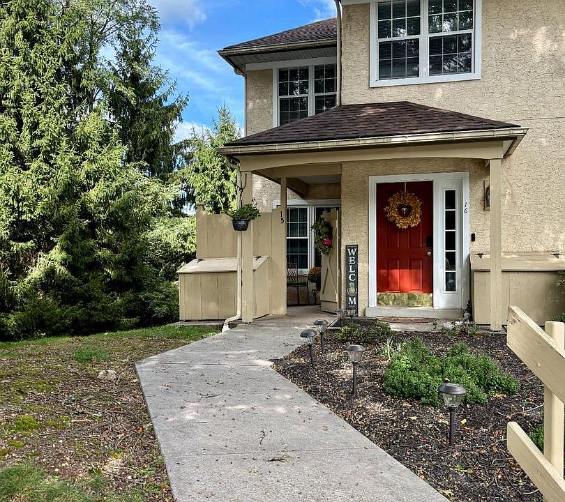 1st image of 15 Tanglewood Dr