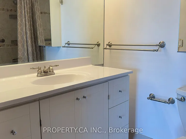 1131 Steeles Ave W #609 — Photo 27