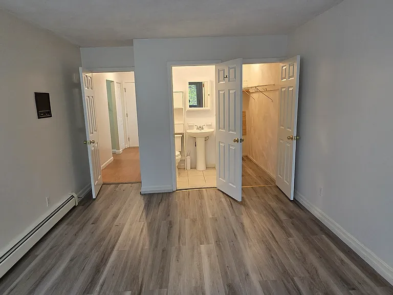 310 Brook Village Rd #19 — Photo 26