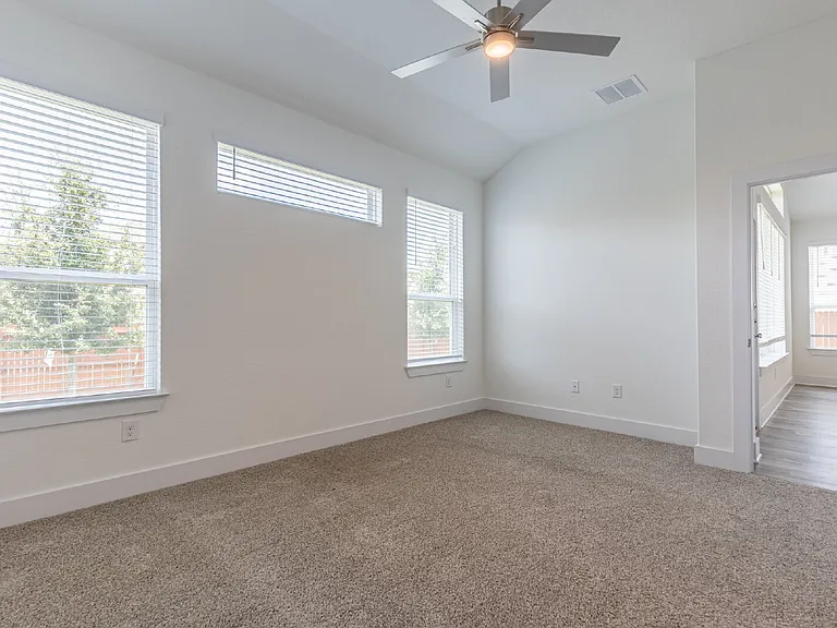 9328 Pioneer Jct — Photo 23