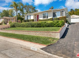 2929 Santa Carlotta St, La Crescenta, CA 91214