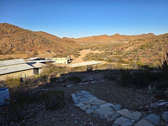 4th image of 600 Deer Valley Rd