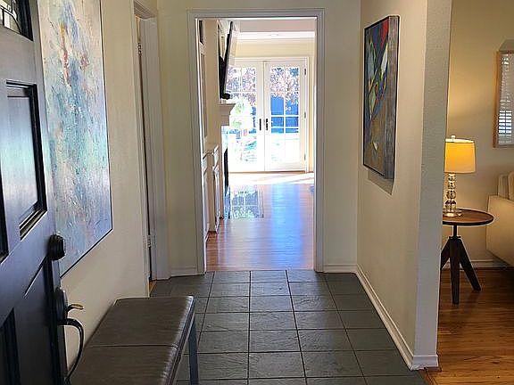 2nd image of 4516 Alta Vista Ln