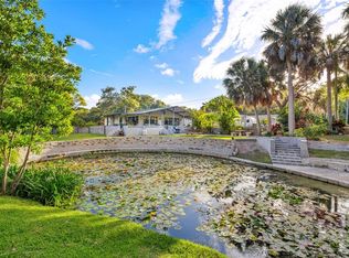 14775 Pine Dr, Largo, FL 33774