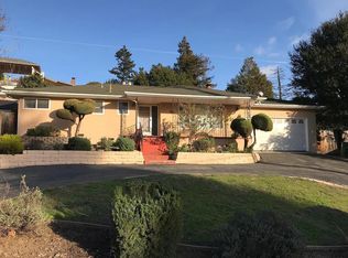 17982 Walnut Rd, Castro Valley, CA 94546