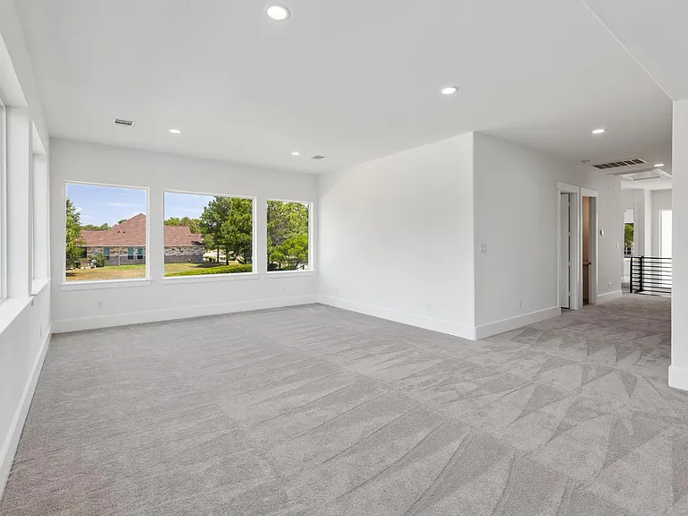 114 Bentwood Dr — Photo 19