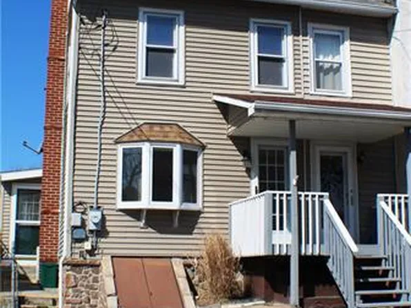 2533 Levans Rd, Coplay, PA 18037