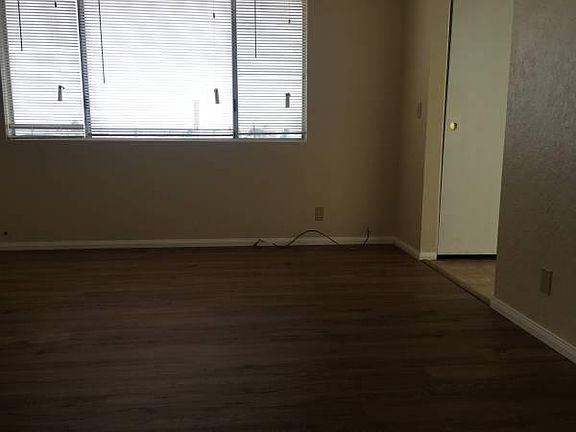 2nd image of 15937 Puesta Del Sol Dr