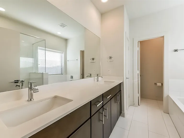 3206 N Macgregor Way #A — Photo 10