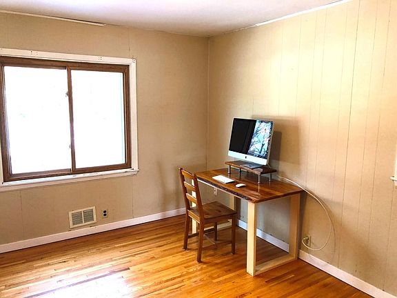 2nd bedroom, used as an office now but plenty of space for a