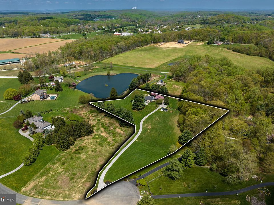 44 Wyndemere Lake Dr, Chester Springs, PA 19425 Zillow