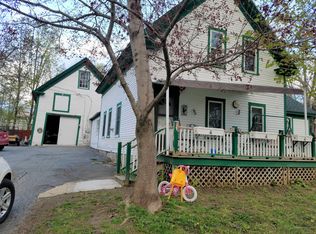 29 Russell St, Phillips, ME 04966