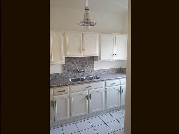 2nd image of 2820 W 8th St APT 8