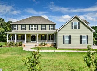 39 Brooke Ann Ct, Taylors, SC 29687